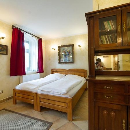 U Zvonu Apartments Český Krumlov Exterior foto