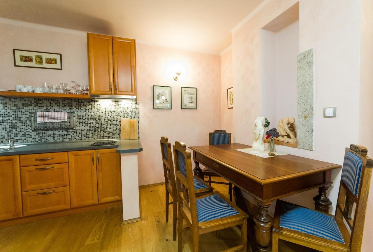 U Zvonu Apartments Český Krumlov Exterior foto